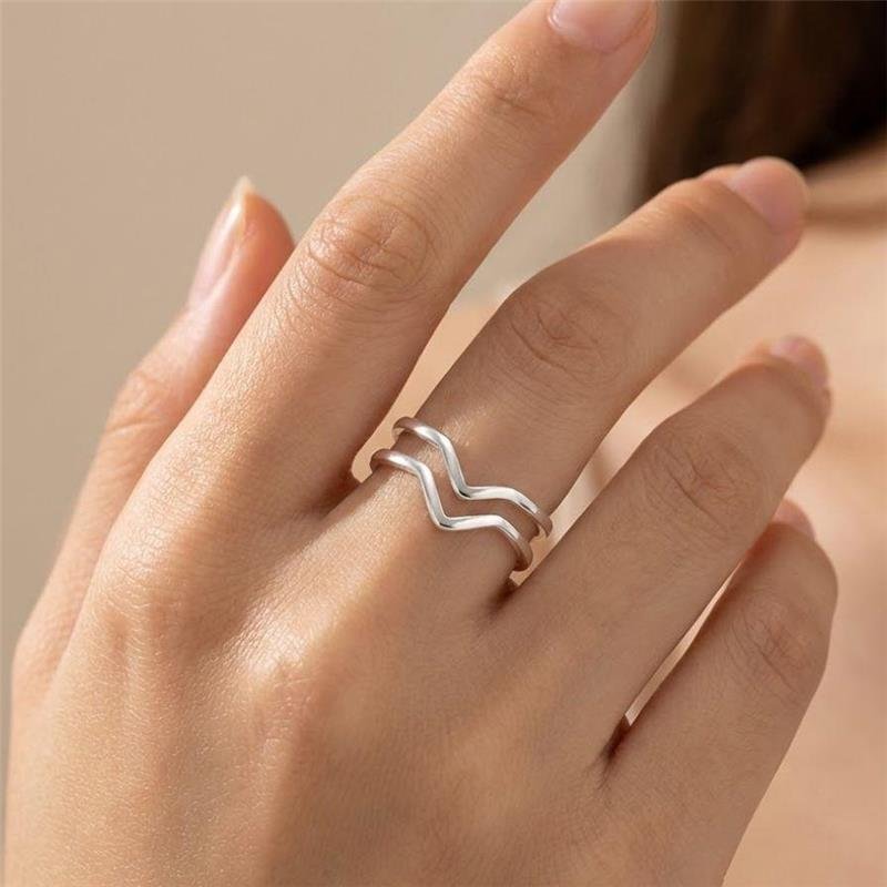 ANEL FALANGE EM V PRATA 