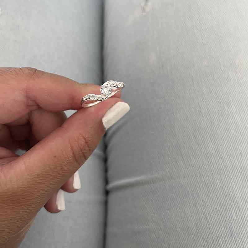 ANEL CRAVEJADO PRATA