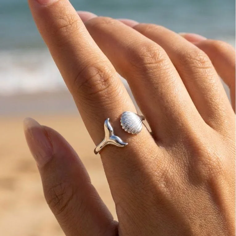 ANEL CAUDA E CONCHA REGULÁVEL DE PRATA 925