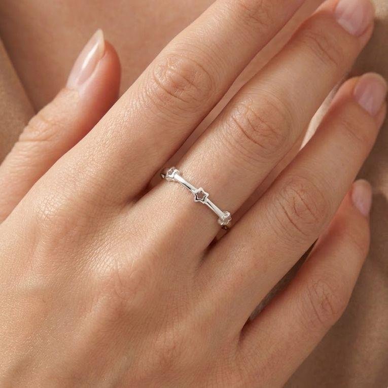 ANEL ESTRELAS VAZADAS DE PRATA 925