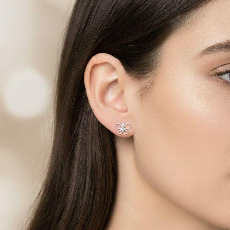 BRINCO BORBOLETA VAZADO EM PRATA 925