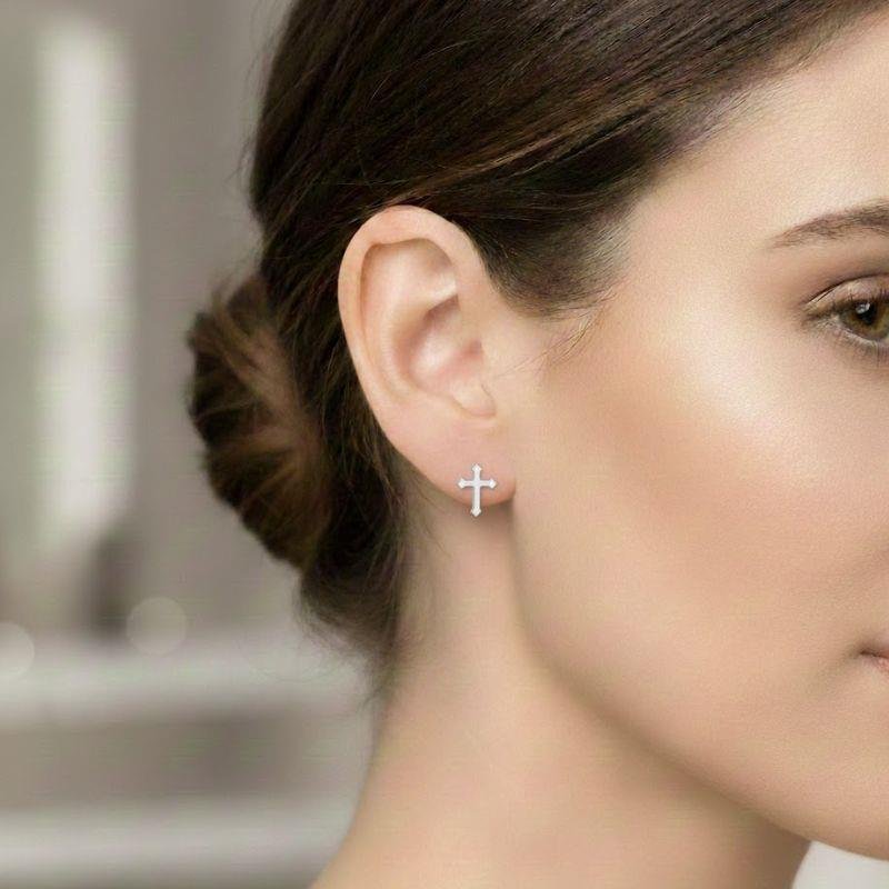 BRINCO CRUZ LISA EM PRATA 925