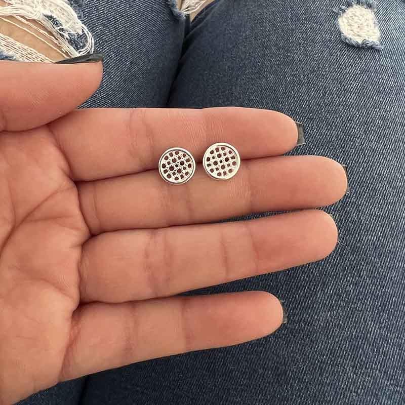 BRINCO REDONDO DE PRATA