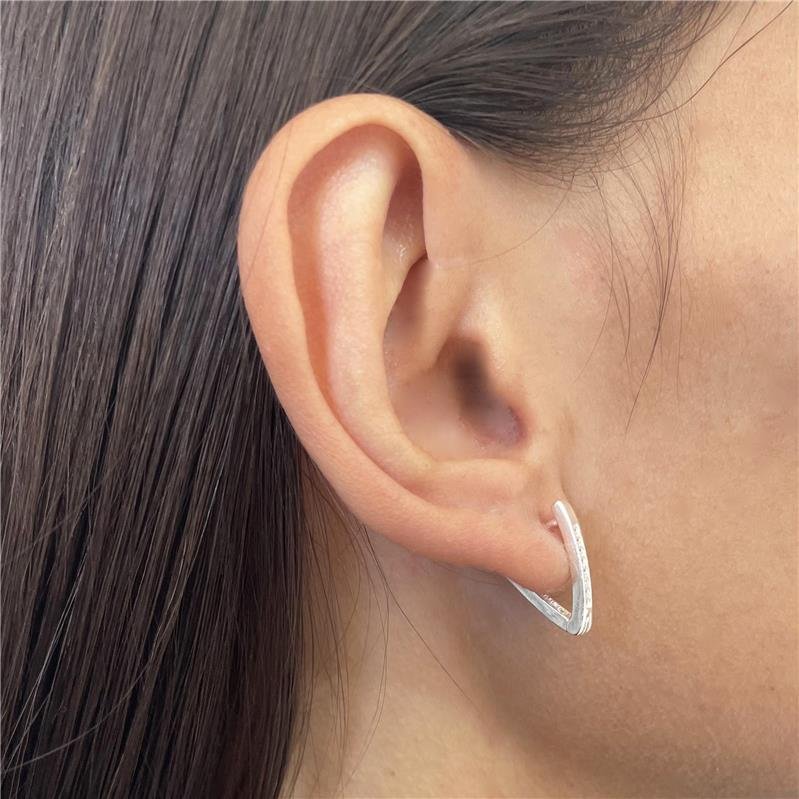 CLICK V CRAVEJADO FRENTE E DENTRO