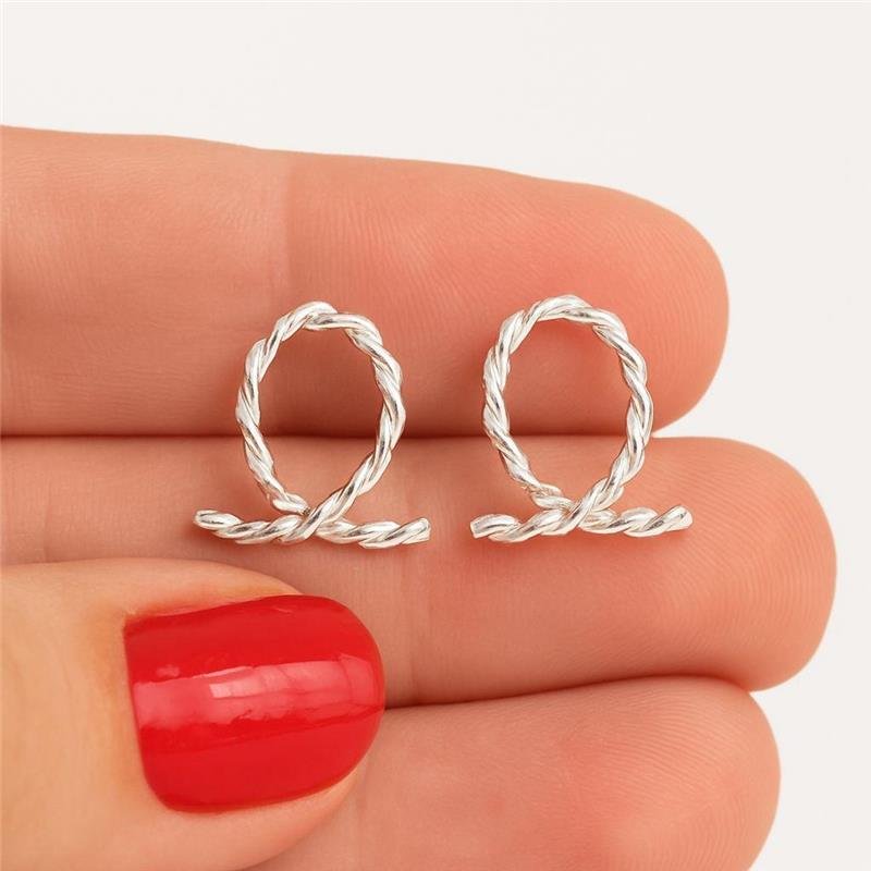 BRINCO LAÇO TORCIDO EM PRATA 925