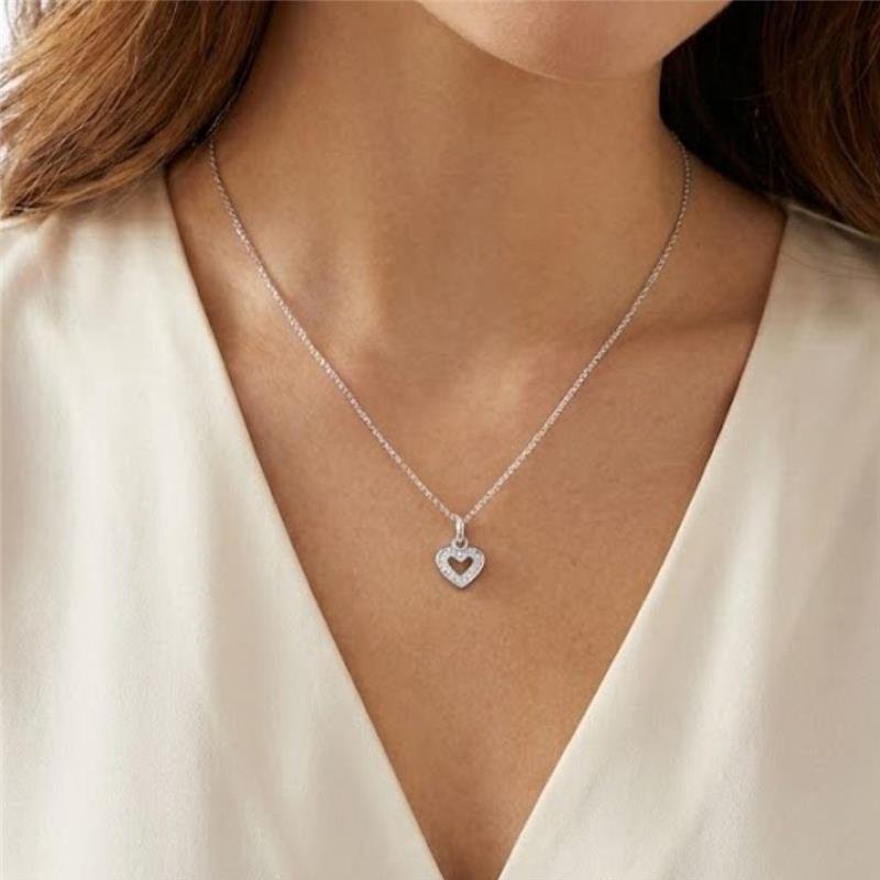 PINGENTE CORAÇÃO VAZADO CRAVEJADO DE PRATA 925