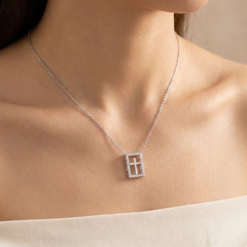 PINGENTE CRUZ CRAVEJADA DE PRATA 925