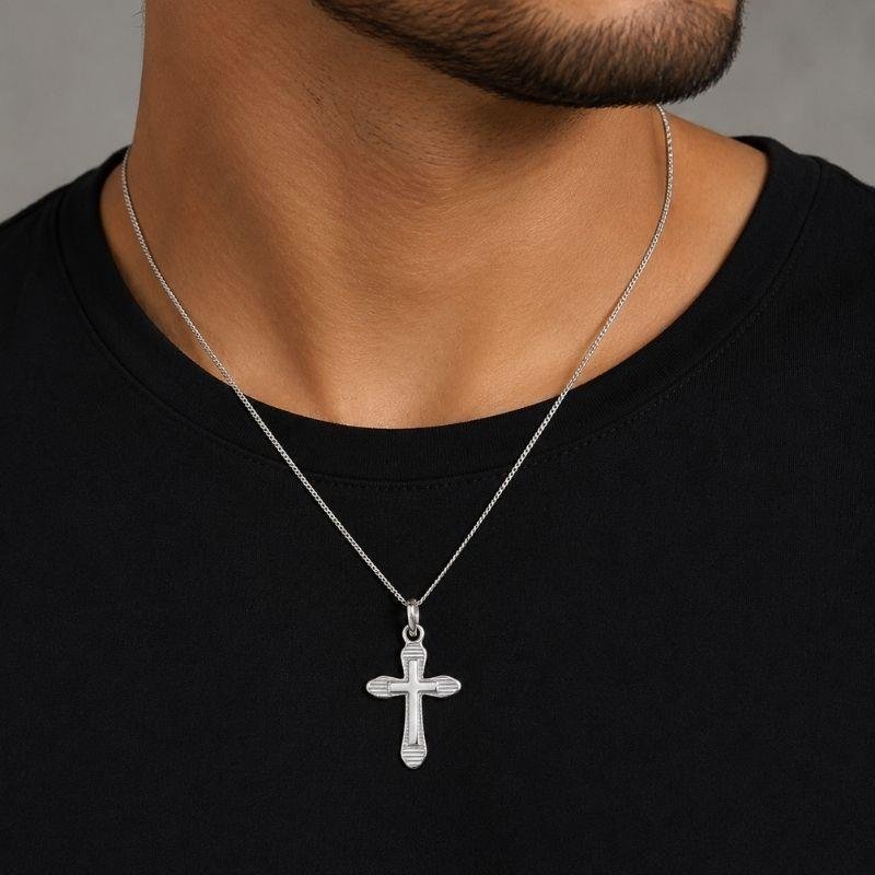 PINGENTE CRUZ MASCULINA EM PRATA 925