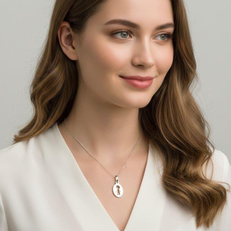 PINGENTE MENINO VAZADO EM PRATA 925