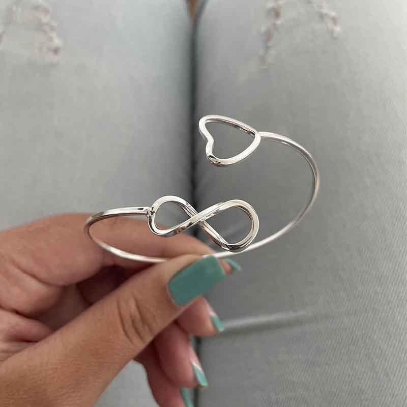 BRACELETE CORAÇÃO COM INFINITO DE PRATA