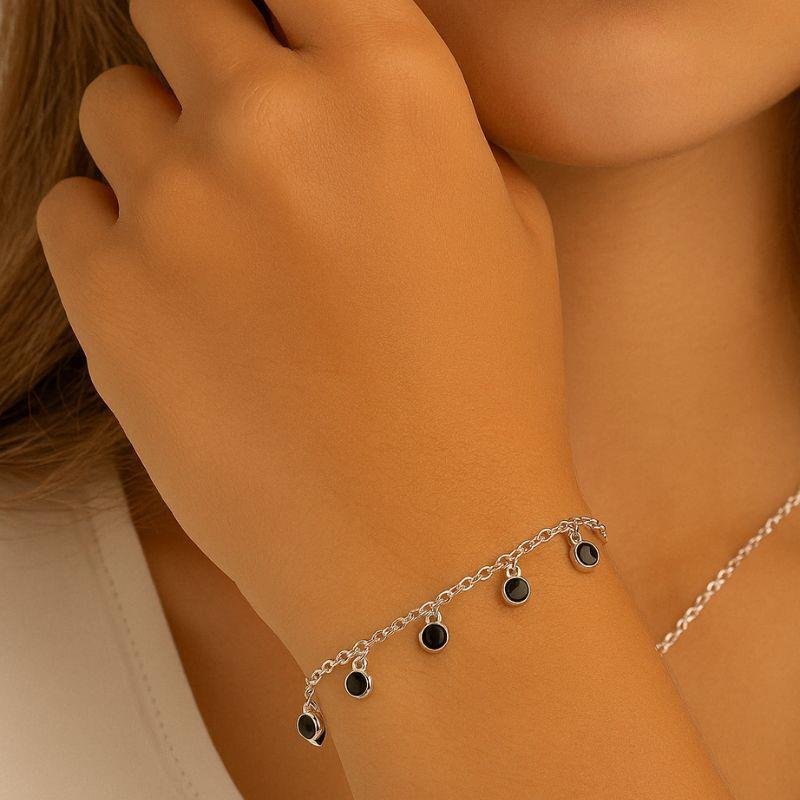 PULSEIRA COM PEDRINHAS DE PRATA