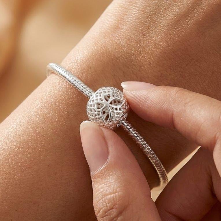 BERLOQUE FILIGRANA VAZADO COM BORBOLETA DE PRATA 925